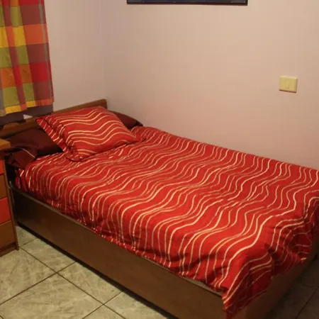 Javier And Sonia'S Rooms Guest house